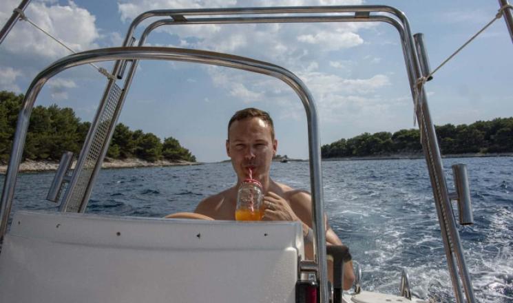 Can You Drink on a Boat in Texas?